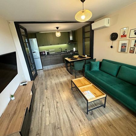 Lovely 1 Bedroom Apartment In The Heart Of Varna Luaran gambar