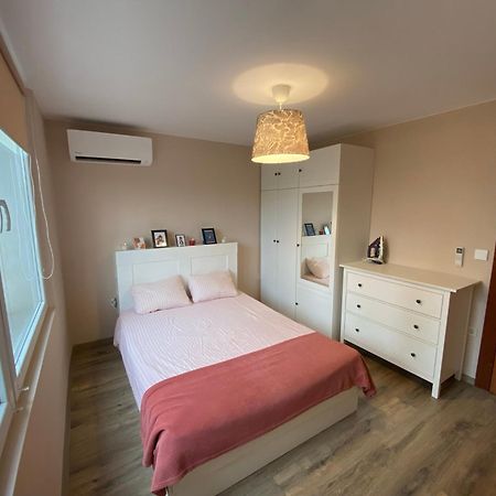 Lovely 1 Bedroom Apartment In The Heart Of Varna Luaran gambar