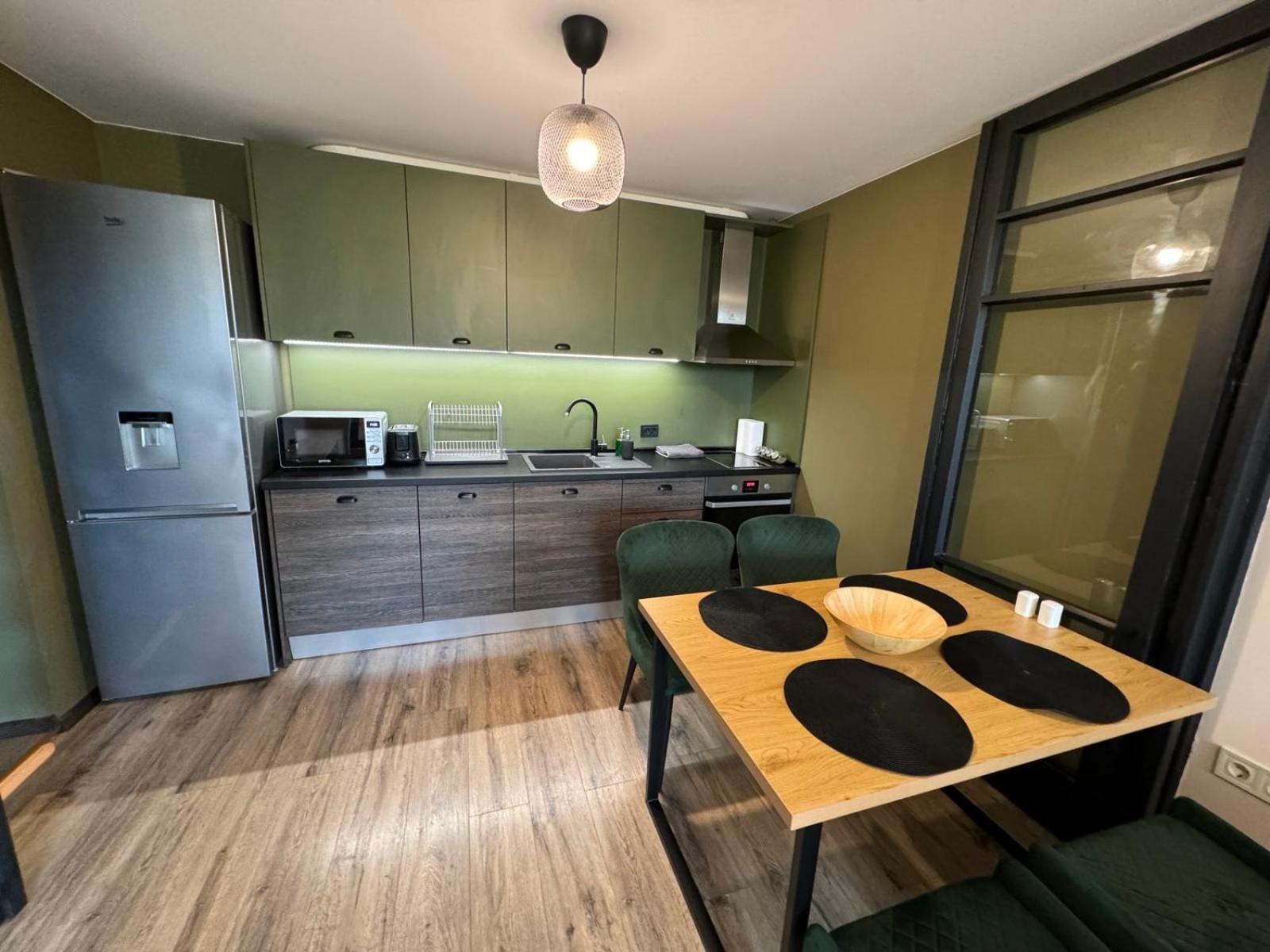 Lovely 1 Bedroom Apartment In The Heart Of Varna Luaran gambar